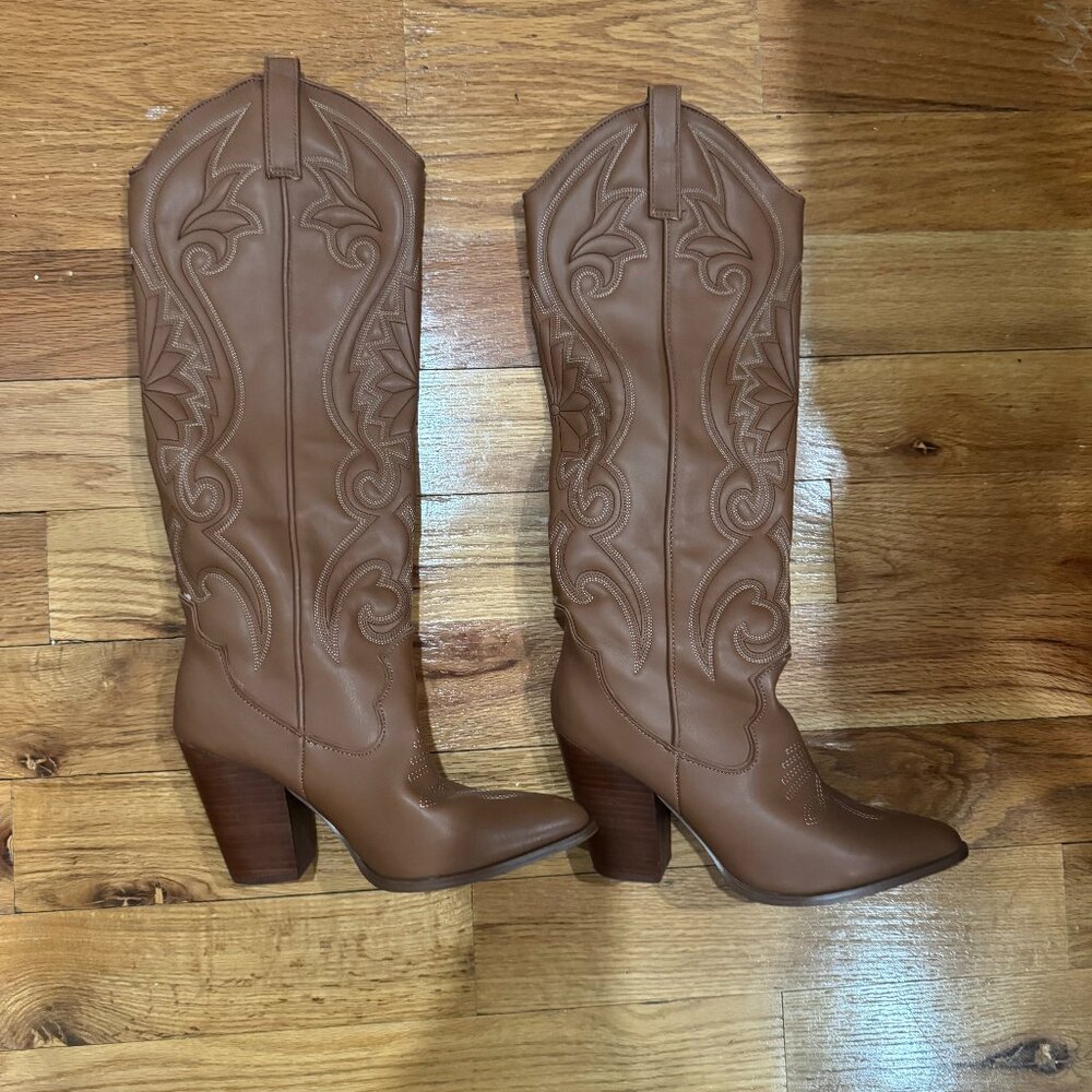 Steve Madden Brown Lasso Cowboy Boots, Size 8M